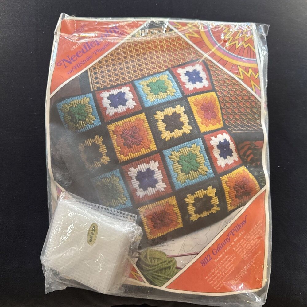 1972 Columbia Minerva Needlepoint Granny Square Pillow Kit 8112 Bob Miller Vtg